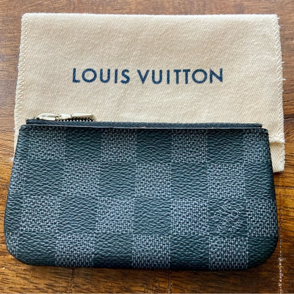 Louis Vuitton Handbags - Damier Graphite Canvas Key Pouch